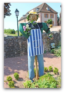 cute scarecrow idea