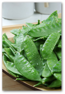 snow peas ready to eat or steam